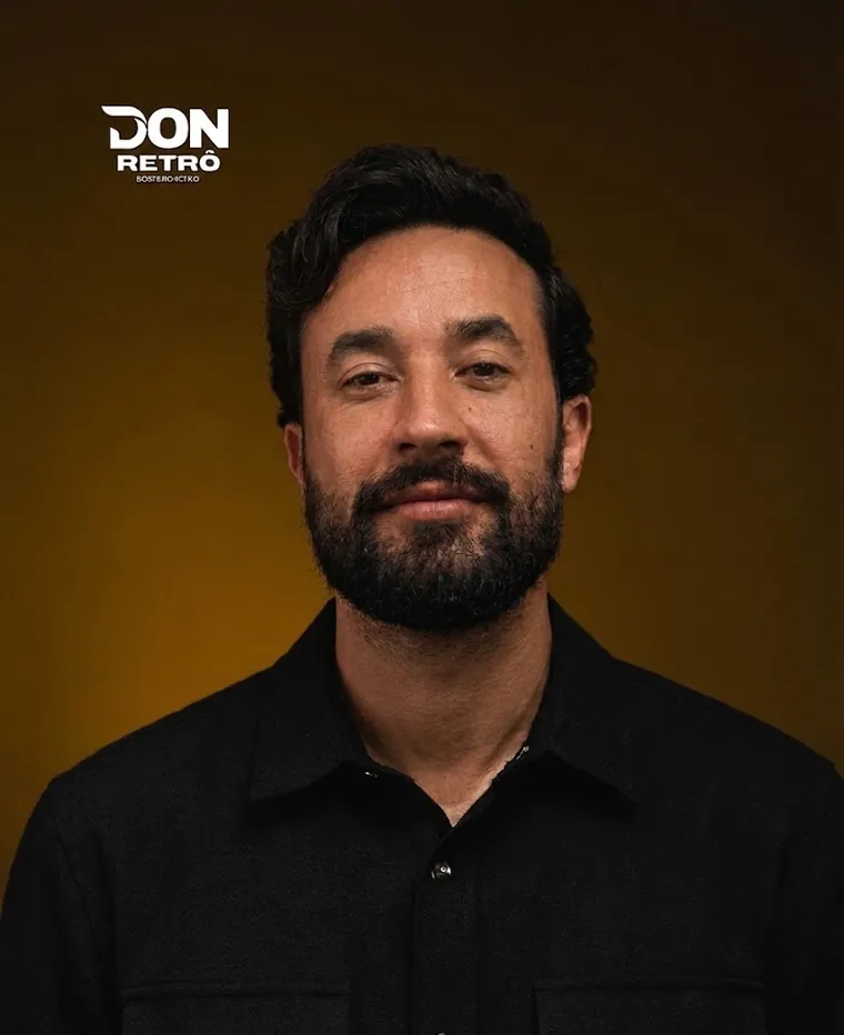 Retrato de Edson Jamim, barbeiro da Don Retrô